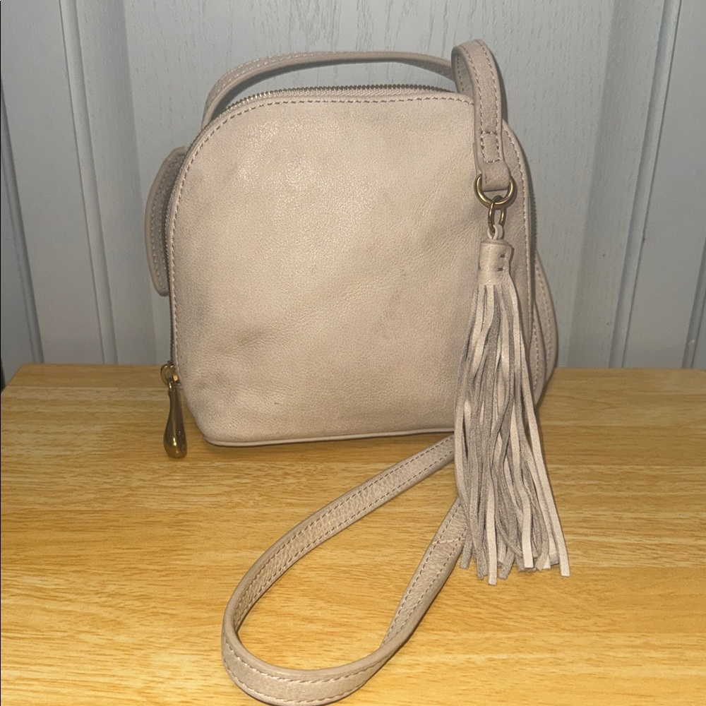 HOBO Beige Shoulder Bag with Tassel - Picture 4 of 17